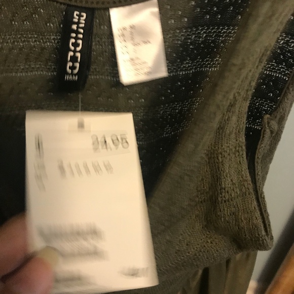 DIVIDED olive green maxi dress - Picture 3 of 3